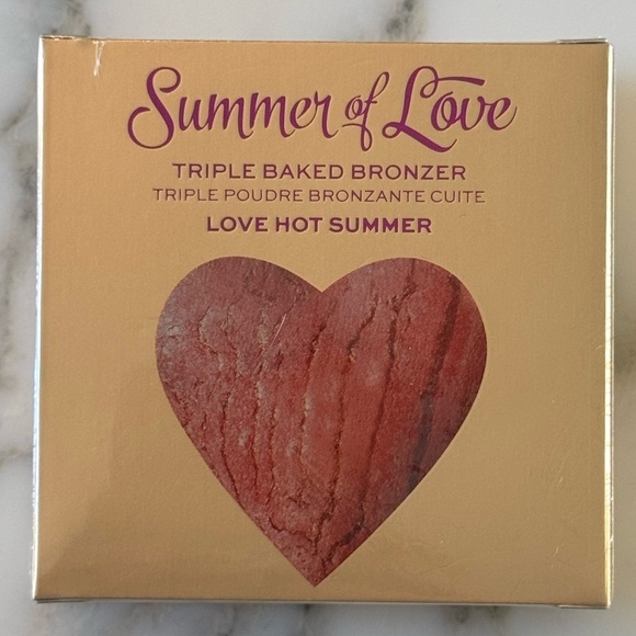 NWT I Heart Revolution “Summer of Love” Triple Baked Bronzer Love Hot Summer 10g - Picture 3 of 5